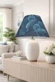 elegancka-lampa-z-niebieskim-abazurem.jpg